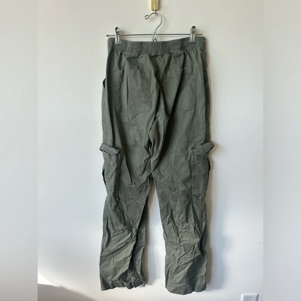 Abercrombie & Fitch Olive Green Cargo Pants - Picture 5 of 5